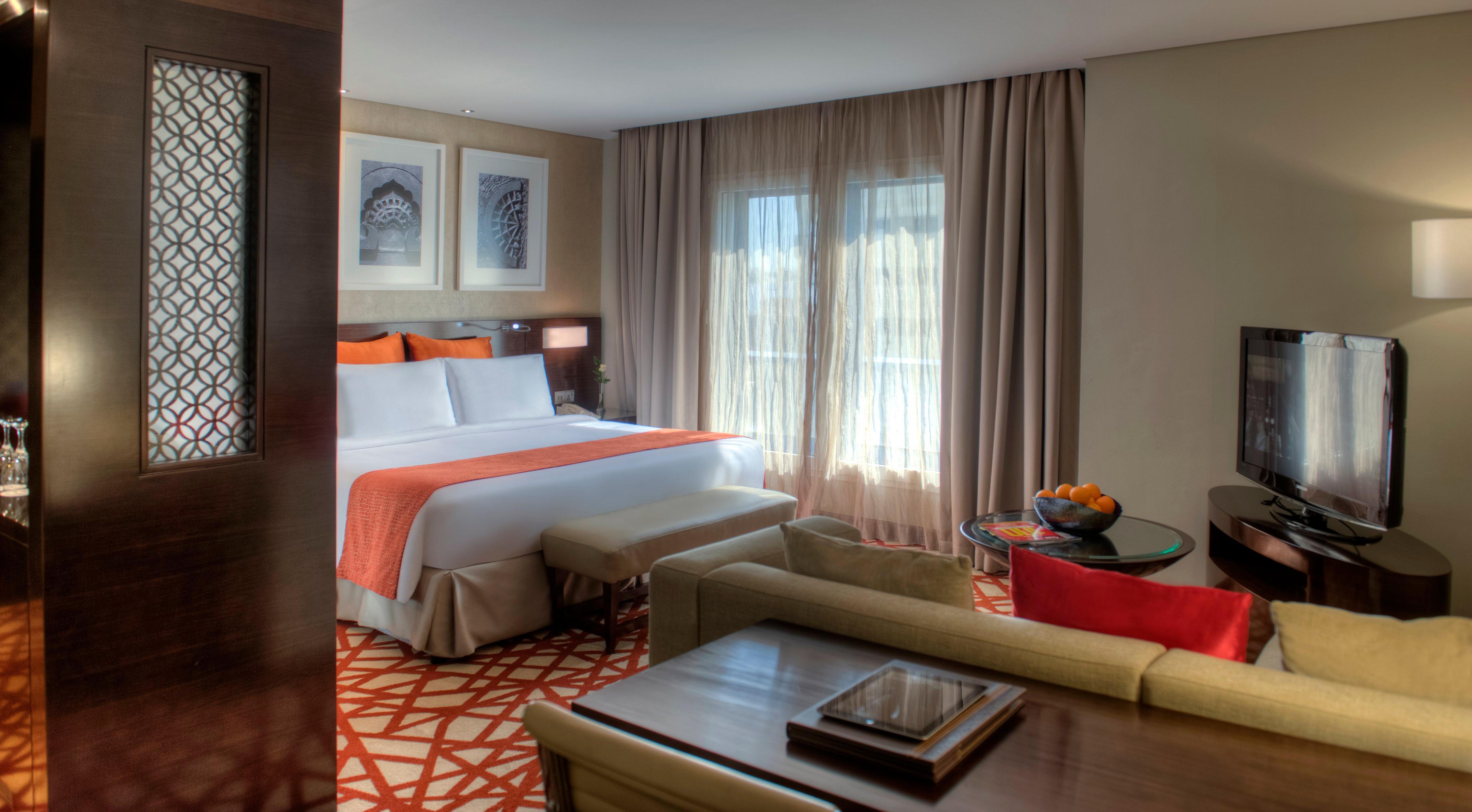 Crowne Plaza Dubai Deira By Ihg Hotel Room photo