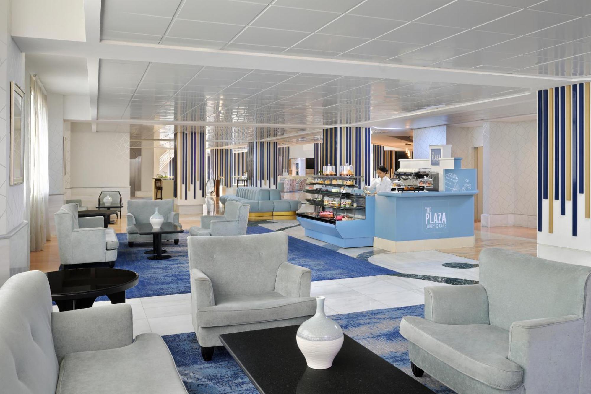 Crowne Plaza Dubai Deira By Ihg Hotel Exterior photo The Plaza Lounge at London Heathrow Airport